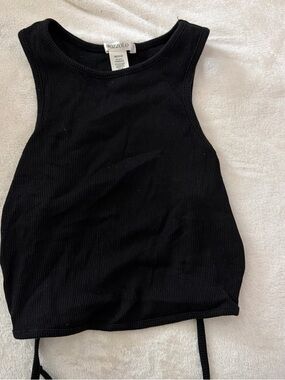 Bozzolo Black Ribbed Cropped Tank